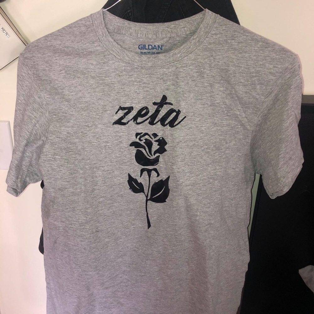 Gray Short Sleeve Zeta Tau Alpha tee shirt